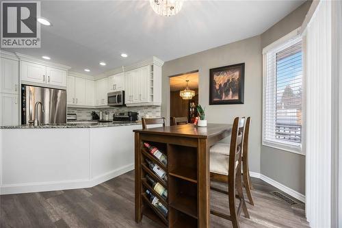 1634 Murphy Road, Sarnia, ON - Indoor