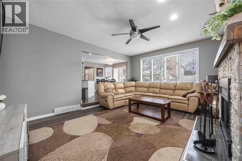 1634 Murphy Road, Sarnia, ON - Indoor Photo Showing Living Room With Fireplace