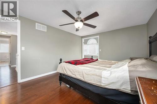 1634 Murphy Road, Sarnia, ON - Indoor Photo Showing Bedroom