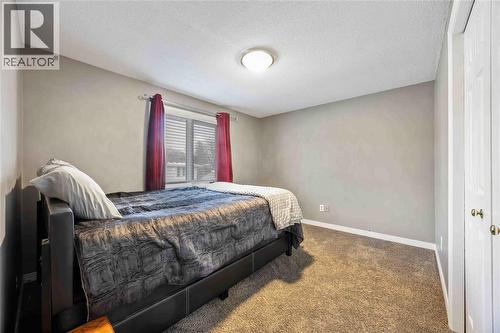 1634 Murphy Road, Sarnia, ON - Indoor Photo Showing Bedroom