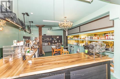 Main Level - 1267 Queen Street W, Toronto, ON 