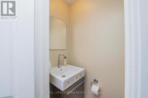 60 Goulburn Avenue, Ottawa, ON - Indoor