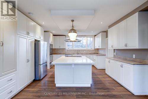 200 Main Street S, Brampton, ON - Indoor Photo Showing Kitchen