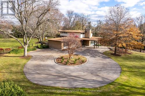 200 Main Street S, Brampton, ON - Outdoor