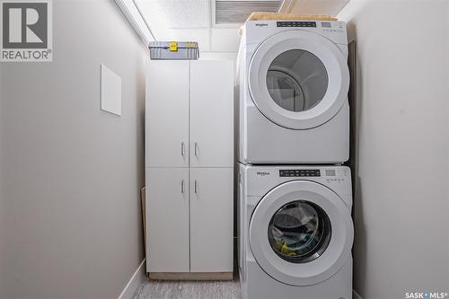 212 105 Willis Crescent, Saskatoon, SK - Indoor Photo Showing Laundry Room