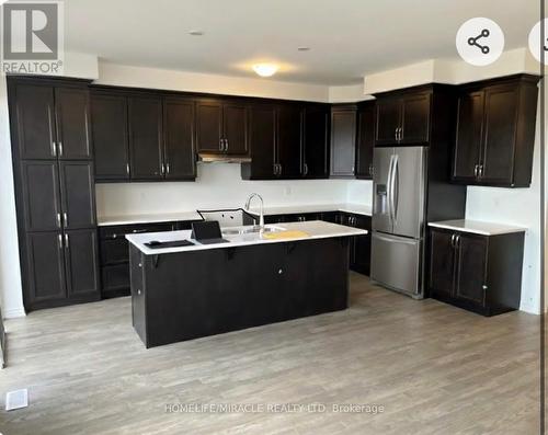 71 Histand Trail, Kitchener, ON - Indoor Photo Showing Kitchen