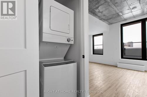 In-Unit Laundry - 403 - 377 Winona Avenue, Ottawa, ON - Indoor Photo Showing Laundry Room