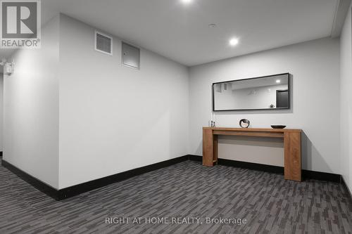 Hallway - 403 - 377 Winona Avenue, Ottawa, ON - Indoor Photo Showing Other Room