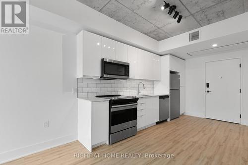 509 - 377 Winona Avenue, Ottawa, ON - Indoor Photo Showing Kitchen