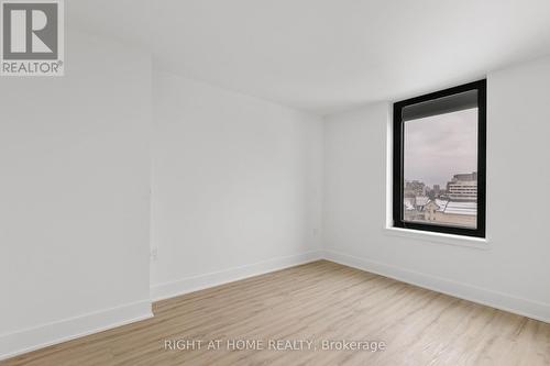 509 - 377 Winona Avenue, Ottawa, ON - Indoor Photo Showing Other Room
