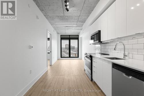 509 - 377 Winona Avenue, Ottawa, ON - Indoor Photo Showing Kitchen
