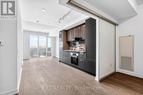 536 - 20 O'Neill Road, Toronto, ON - Indoor Photo Showing Kitchen