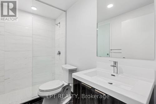 536 - 20 O'Neill Road, Toronto, ON - Indoor Photo Showing Bathroom