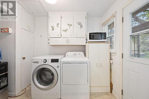 298 Lorne Avenue, Chatham-Kent (Wallaceburg), ON - Indoor Photo Showing Laundry Room