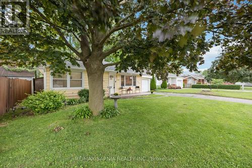 298 Lorne Avenue, Chatham-Kent (Wallaceburg), ON - Outdoor