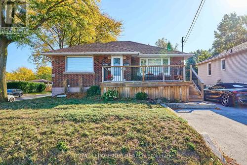 2862 Dorchester Road, Niagara Falls (Stamford), ON - Outdoor With Deck Patio Veranda