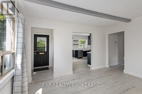 19 Scott Street, Kingston (Central City East), ON - Indoor Photo Showing Other Room