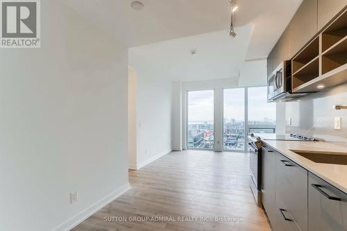 1403 - 135 East Liberty Street, Toronto, ON - Indoor Photo Showing Kitchen