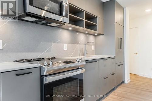 1403 - 135 East Liberty Street, Toronto, ON - Indoor Photo Showing Kitchen With Upgraded Kitchen