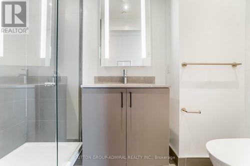1403 - 135 East Liberty Street, Toronto, ON - Indoor Photo Showing Bathroom