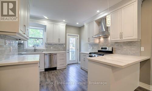 A - 58 Bellhaven Road, Toronto, ON - Indoor Photo Showing Kitchen With Upgraded Kitchen