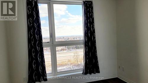 510 - 50 Kaitting Trail, Oakville, ON - Indoor Photo Showing Other Room