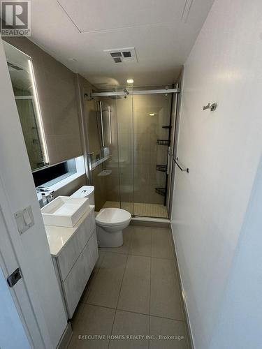 1208 - 215 Queen Street W, Toronto, ON - Indoor Photo Showing Bathroom