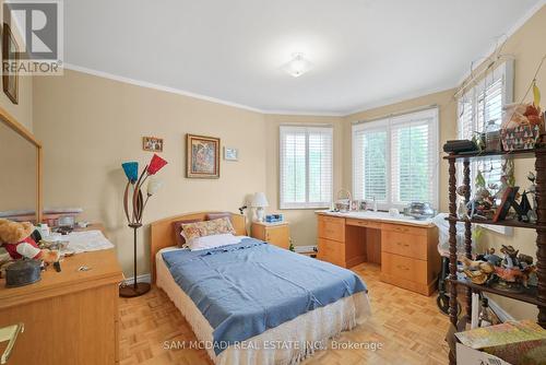 2005 Lady Di Court, Mississauga, ON - Indoor Photo Showing Bedroom