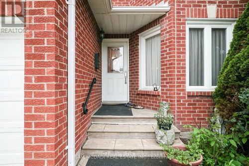 2005 Lady Di Court, Mississauga, ON - Outdoor With Exterior