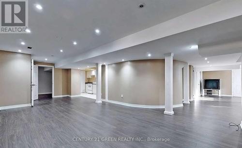 8 Pasadena Avenue, Brampton, ON - Indoor Photo Showing Other Room