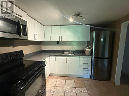 12 Rosette Court, Toronto, ON - Indoor Photo Showing Kitchen