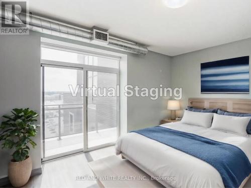 1105 - 8 Hickory Street W, Waterloo, ON - Indoor Photo Showing Bedroom