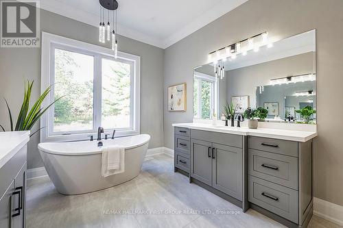 10 Philips Road, Whitby, ON - Indoor Photo Showing Bathroom