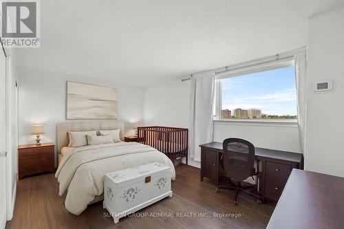 1001 - 270 Scarlett Road, Toronto, ON - Indoor Photo Showing Bedroom
