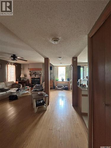 4 Main Street, Rhein, SK - Indoor