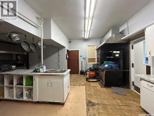 4 Main Street, Rhein, SK - Indoor