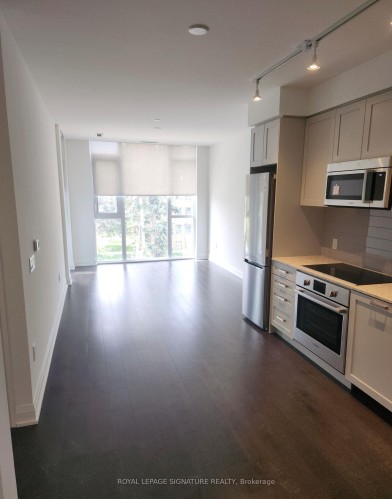 420-293 The Kingsway N/A, Toronto, ON - Indoor Photo Showing Kitchen