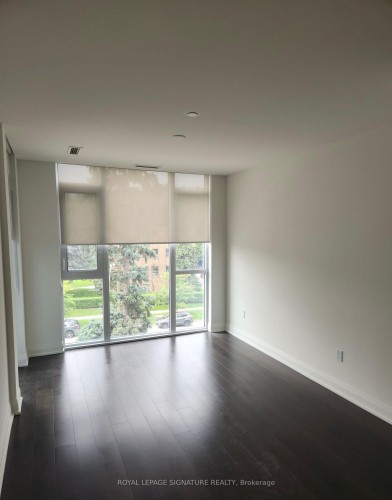 420-293 The Kingsway N/A, Toronto, ON - Indoor Photo Showing Other Room