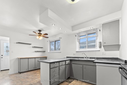 Main-683 Adelaide Street E, Oshawa, ON - Indoor Photo Showing Kitchen