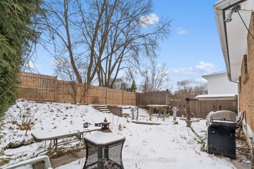 Main-683 Adelaide Street E, Oshawa, ON - Outdoor