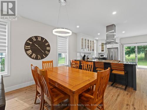 34 Yost Court, Perth East (Milverton), ON - Indoor Photo Showing Dining Room