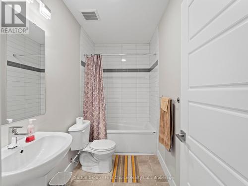 34 Yost Court, Perth East (Milverton), ON - Indoor Photo Showing Bathroom