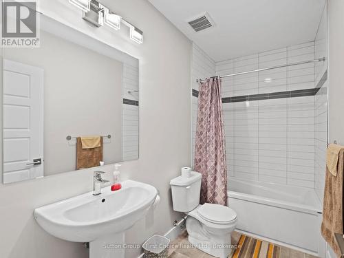 34 Yost Court, Perth East (Milverton), ON - Indoor Photo Showing Bathroom