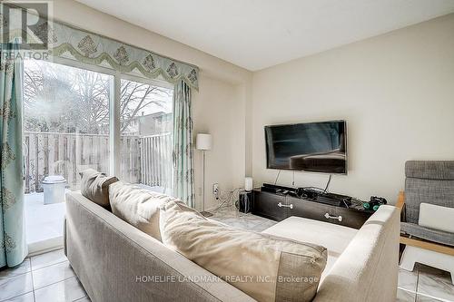 32 - 1121 Sandhurst Circle, Toronto, ON - Indoor Photo Showing Other Room
