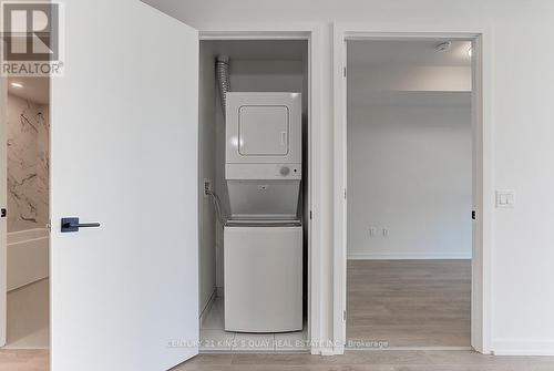 2008 - 10 Graphophone Grove, Toronto, ON - Indoor