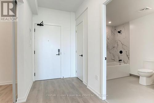 2008 - 10 Graphophone Grove, Toronto, ON - Indoor