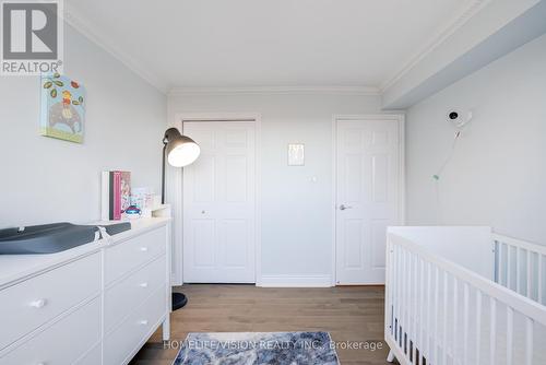 1105 - 75 Wynford Heights Crescent, Toronto, ON - Indoor Photo Showing Bedroom