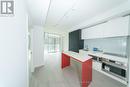 814 - 33 Helendale Avenue, Toronto, ON  - Indoor Photo Showing Kitchen 