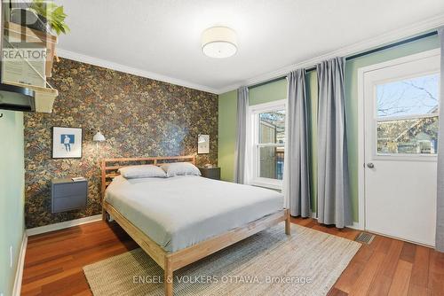 364 Arlington Avenue, Ottawa, ON - Indoor Photo Showing Bedroom