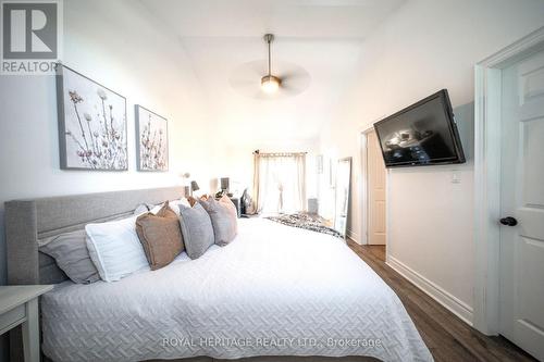 5258 Old Brock Road, Pickering, ON - Indoor Photo Showing Bedroom